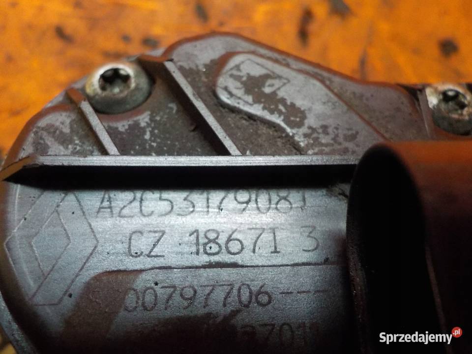 TRAFIC VIVARO 20 DCI EURO 4 10r 114 zawor EGR