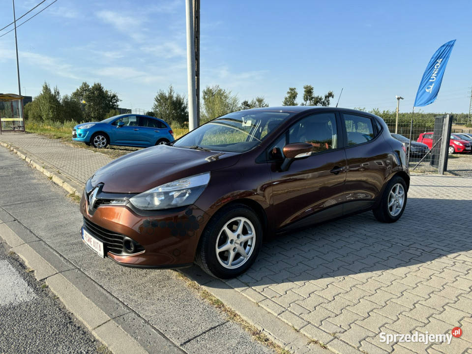 Renault Clio Oryginalny lakierSerwisowany w ASO1