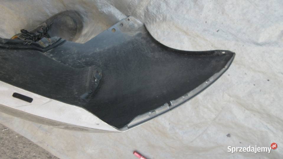 TOYOTA AURIS II KOMBI LIFT 15 ZDERZAK TYŁ TYLNY Ruda Śląska