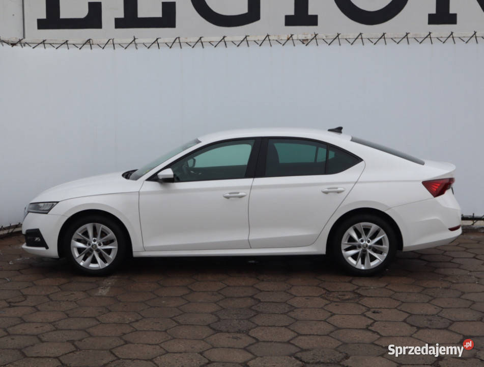 Skoda Octavia 15 TSI światła przeciwmgielne Łódź