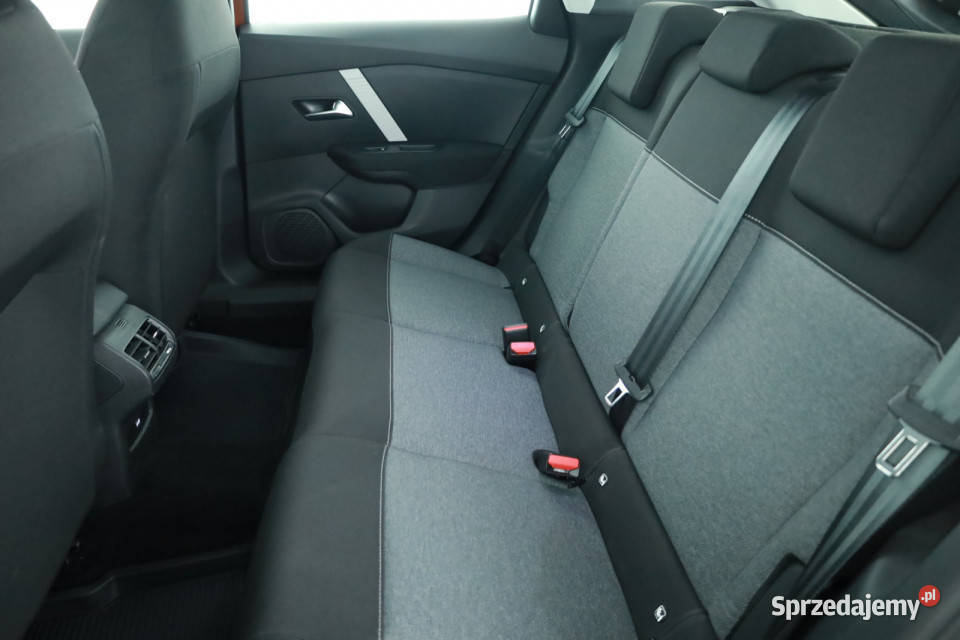 Citroen C4 12 PureTech światła LED C4 Piaseczno