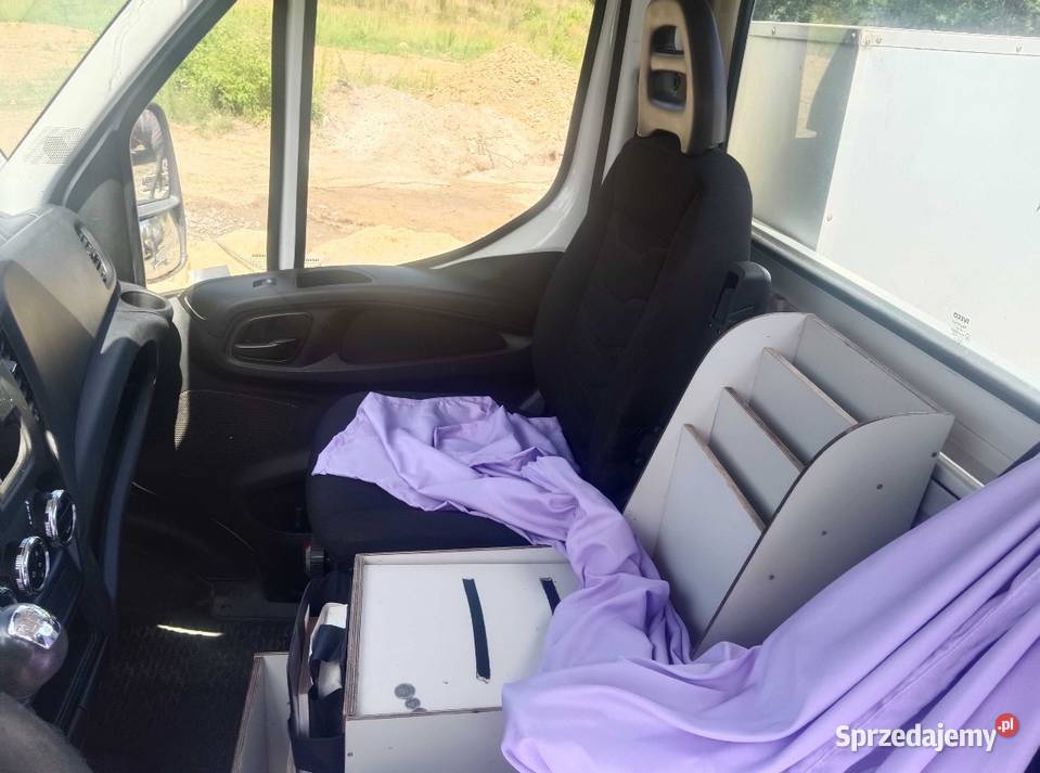 Iveco daily 30 210 z HDS Napęd tylna oś Jastków sprzedam