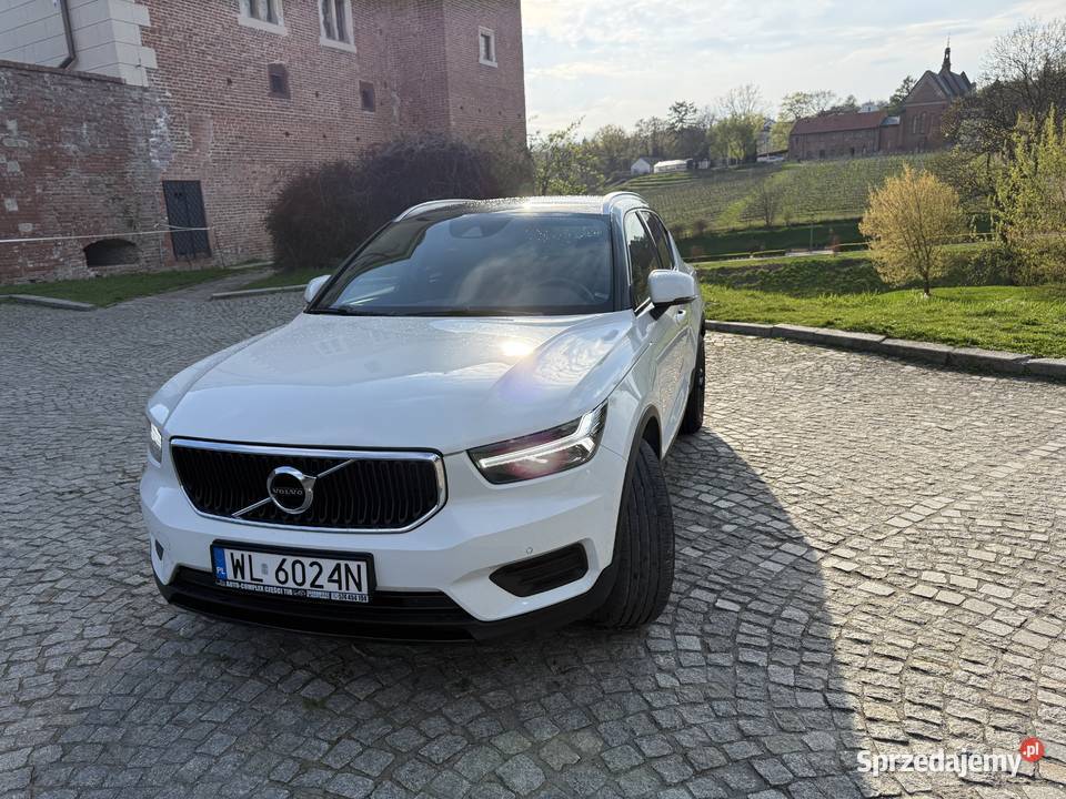 Volvo Xc 40 15 t3 model 2020 Faktura VAT 23 Sandomierz