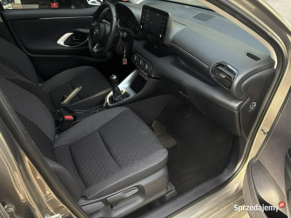 Toyota Yaris 15 VVTi COMFORT TECH salon Polska manualna Warszawa