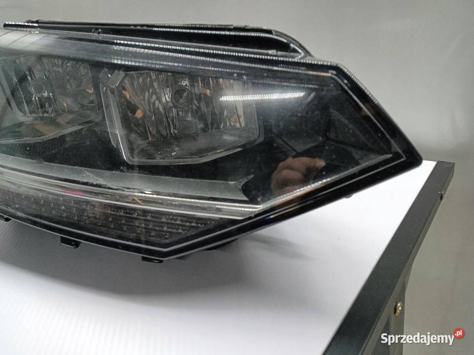 LAMPA PRAWY PRZÓD PRZEDNIA VW TOURAN 3 5TB941006