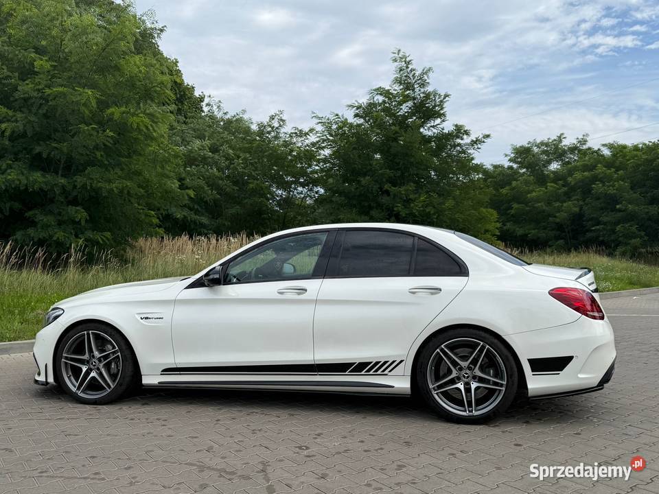 MercedesBenz C63 AMG 2018 40 z V8 Biturbo 510 gniazdo SD Łódź sprzedam