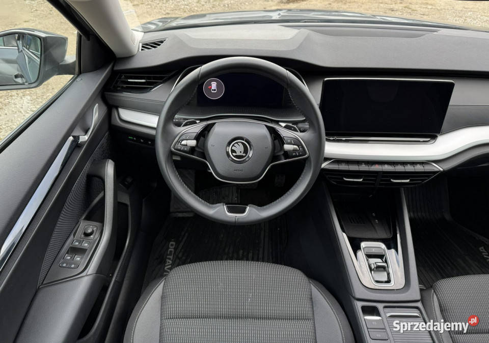 koda Octavia Selection Combi 15 TSI mHEV 150 DSG Škoda Kielce