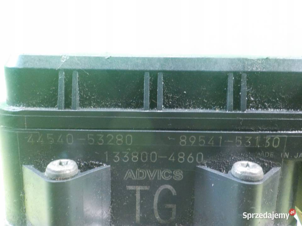 LEXUS IS II LIFT 25 B 10r SEDAN 4D pompa ABS Suków