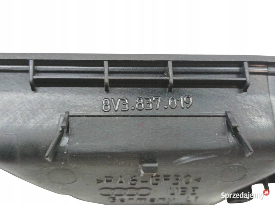 KLAMKA WEWNĘTRZNA LEWA PRZÓD 8V3837019 Audi A3