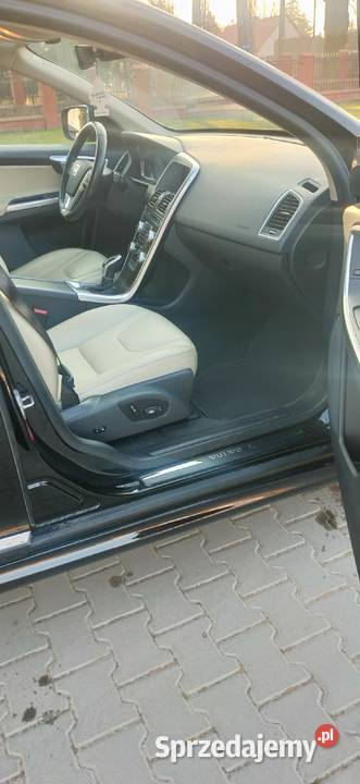 Volvo xc60 T5 AWD 2016