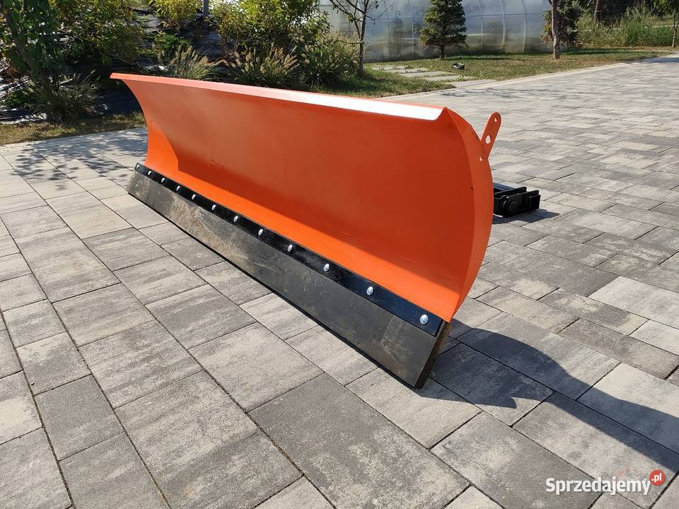 Promocja pług śnieżny do samochodu Terenowego 2M Stalowa Wola