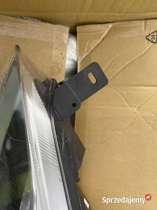 Lampy przód fiesta mk8 LP Motoryzacja Wysokie Mazowieckie