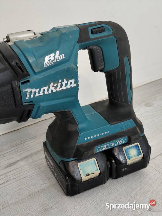 Akumulatorowa Piła Szablasta MAKITA DJR360 2x18V
