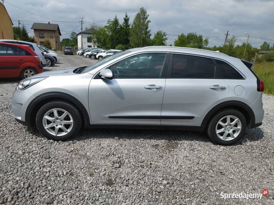 Kia Niro 16 hybryda klima kamera stan gwarancja śląskie Częstochowa