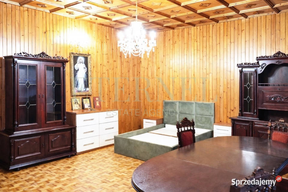 Dom dwupiętrowy z garażem ogrodem strychiem małopolskie