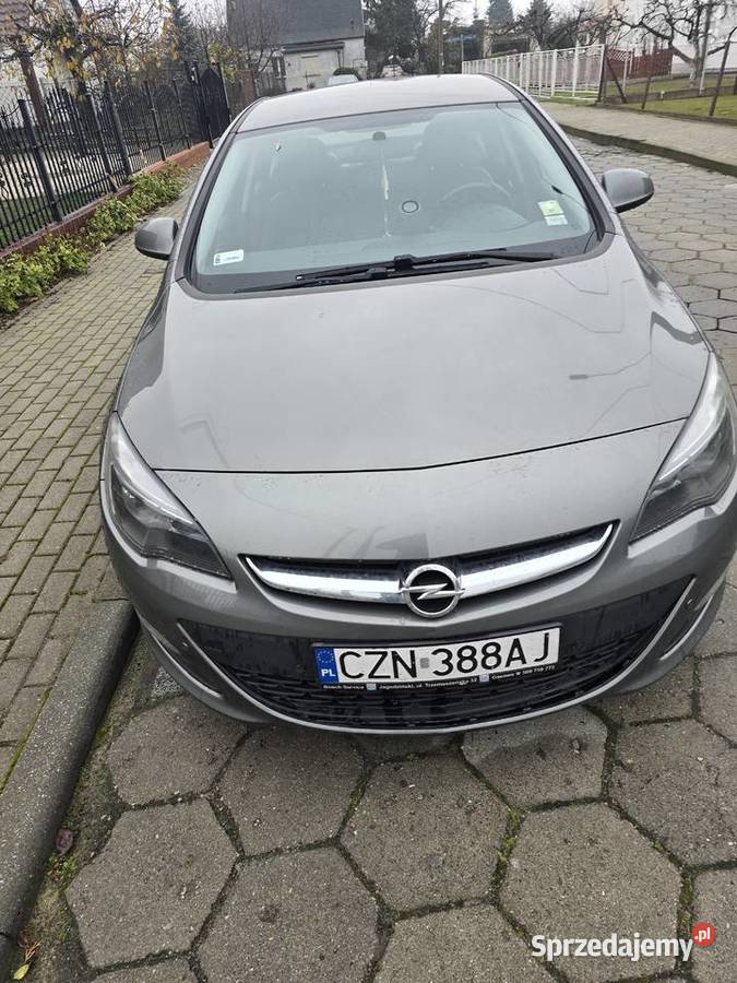 Sprzedam Opel Astra J 14 turbo MP3 Żnin
