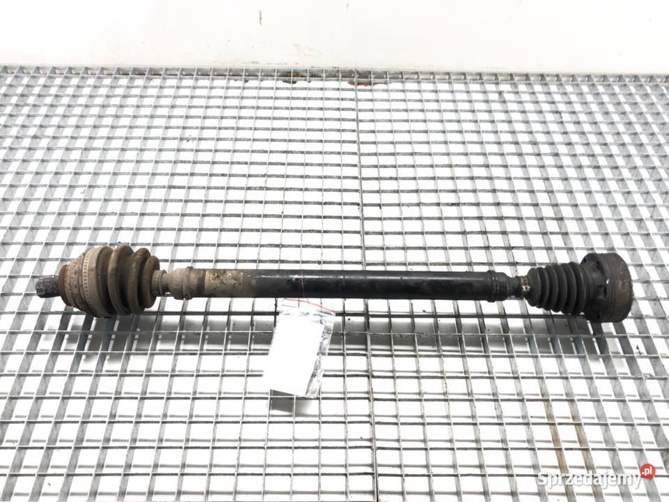 PÓŁOŚ PRAWY PRZÓD VW JETTA III 19 105 0413