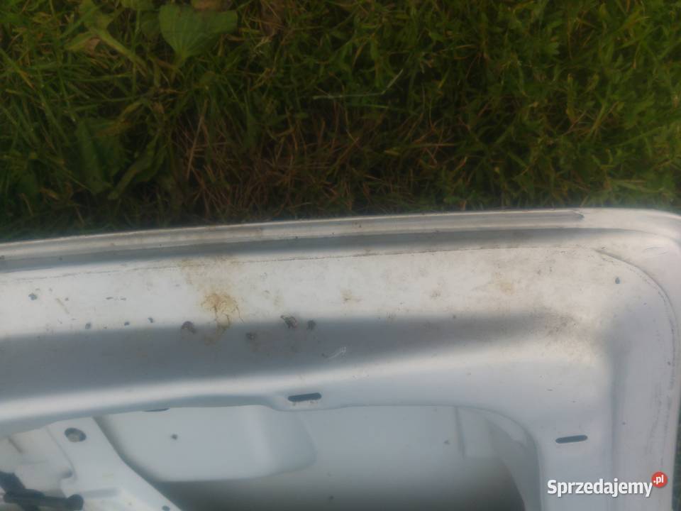 PASSAT B5 klapa tył kombi Dębno