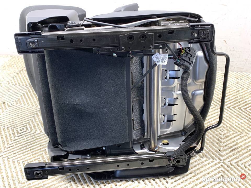 FOTEL LEWY PRZÓD MAZDA 2 DL Hatchback SIEDZENIE podkarpackie