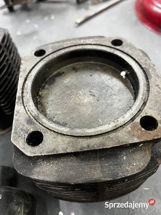 Fiat 126p maluch cylindry tłoki wały wałki małopolskie Pleśna