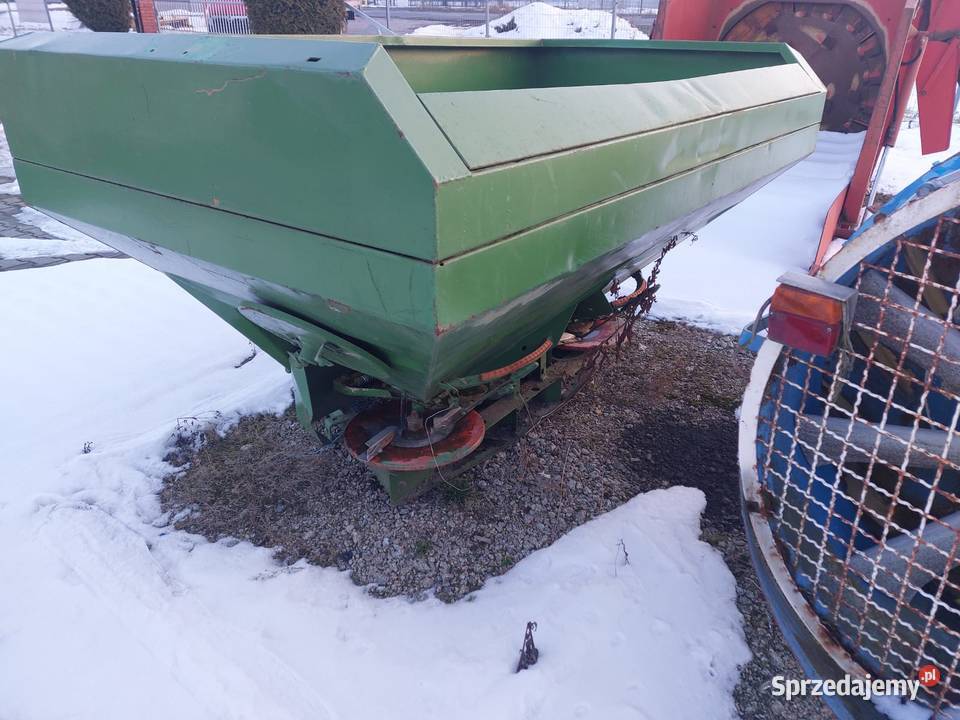 Rozsiewaczy do nawozu Amazon i sullky
