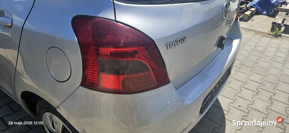 Lampa lewa prawa tył tylna Toyota Yaris II lubuskie Słońsk