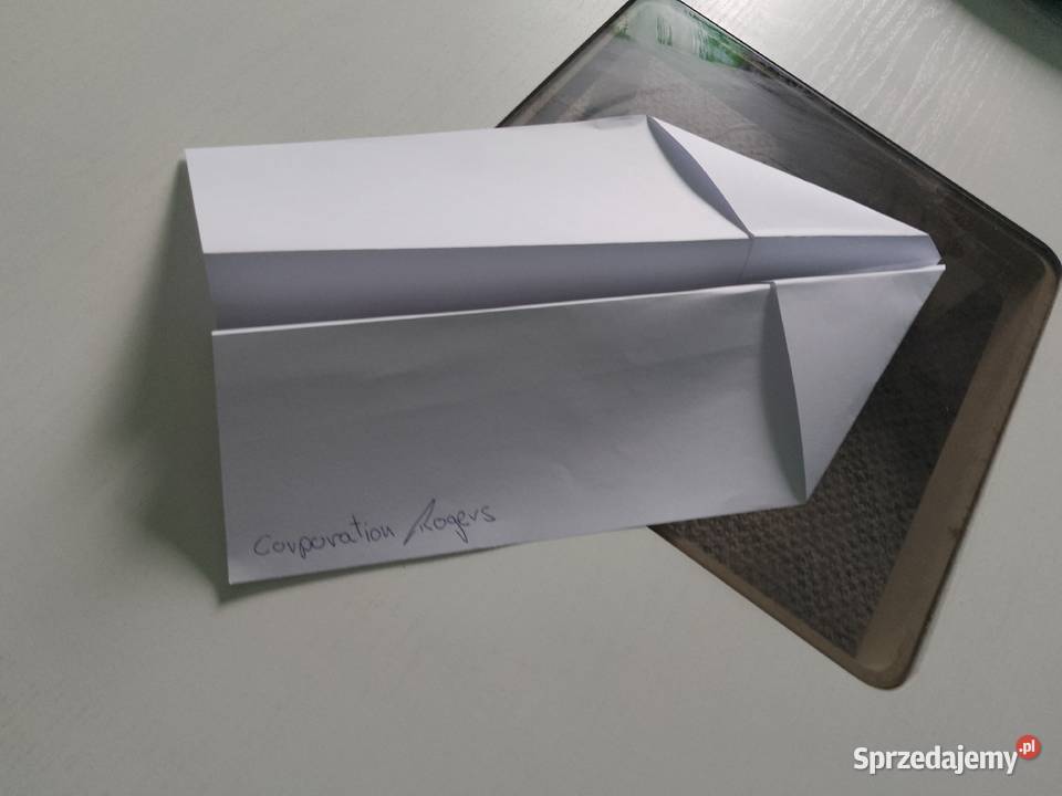 Samolot CorporationROGERS Branice