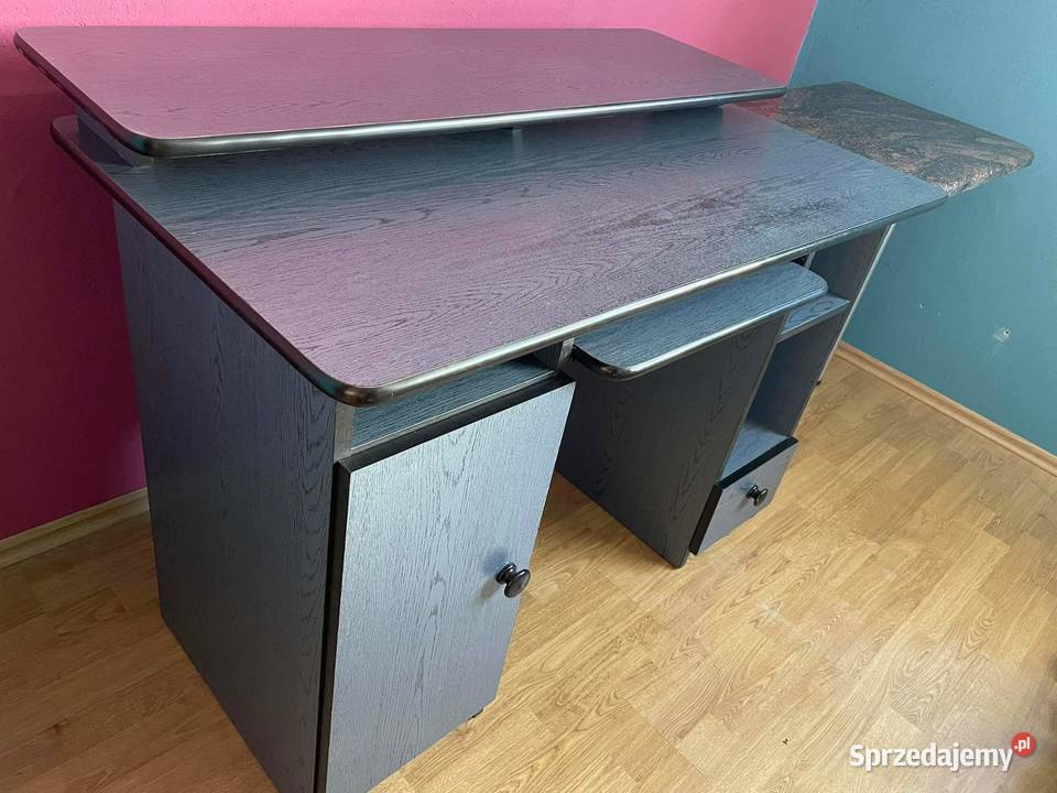 Piękne biurko z granitem naturalnym Granit