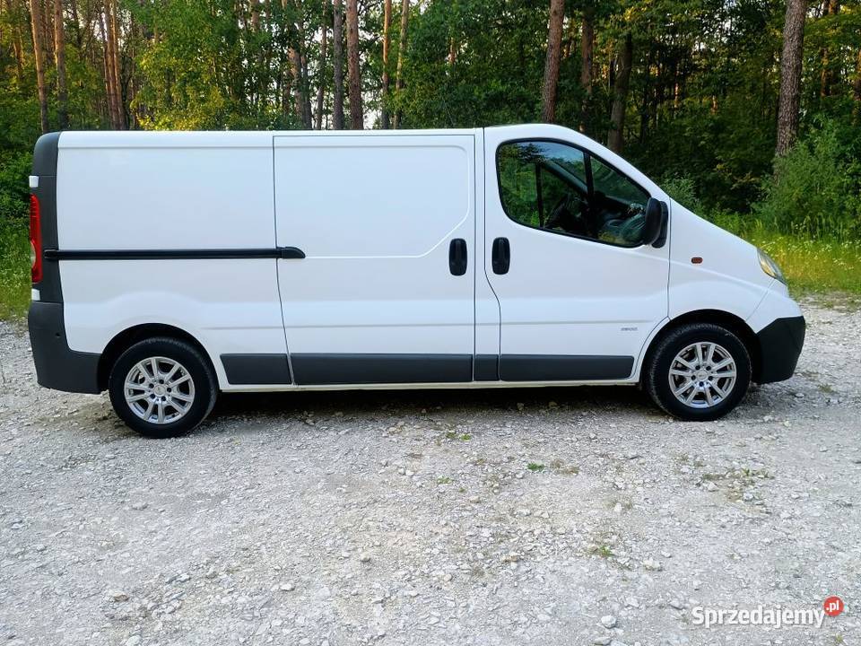 Opel Vivaro 20 CDTI 115 Long Klima Elektryka garażowany Mielec sprzedam