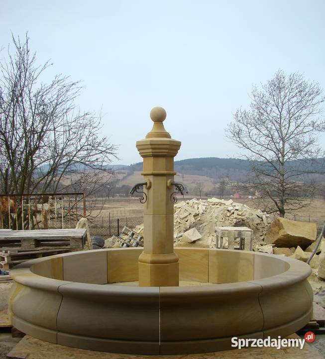 Oryginalna i stylowa fontanna z piaskowca dolnośląskie