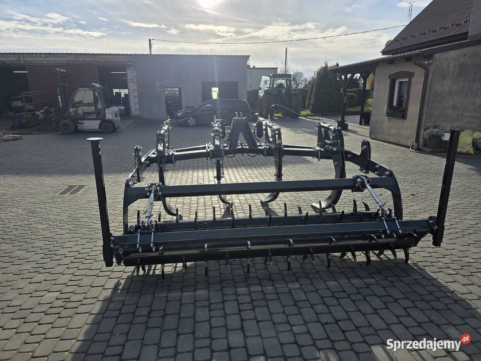 Maszyny rolnicze nieuszkodzony Łobżenica