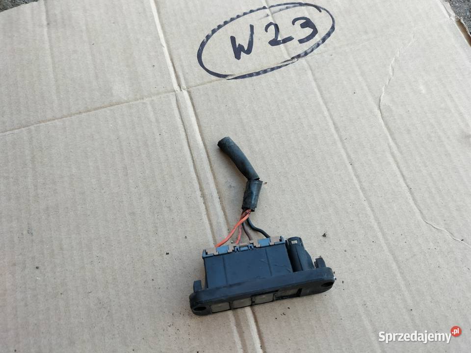 FIAT PUNTO 1 MK1 ŁĄCZE ELEKTRYCZNE TYLNEJ KLAPY