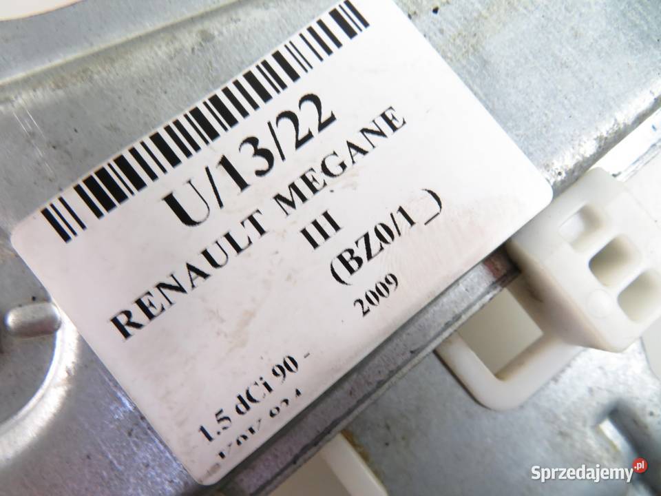 PODNOŚNIK SZYBY LEWY TYLNY MEGANE III 827310185R