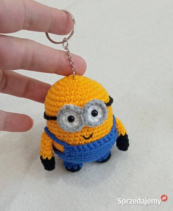 Minionek Bob wykonany na szydełku brelok Rękodzieło Łask