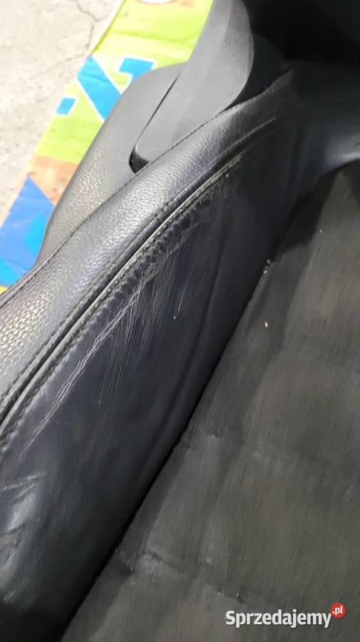 Sprzedam komplet foteli passat b6 b7 kombi osobowe