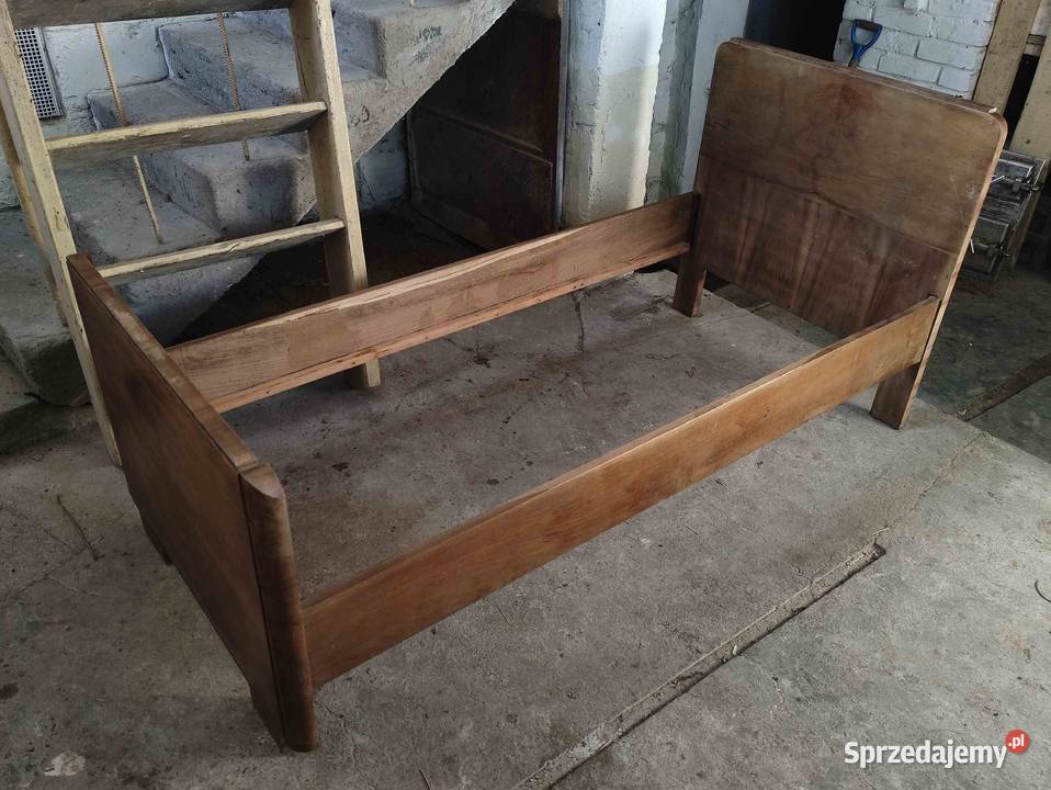 Zabytkowe łóżko drewniane retro lata 50 vintage Przeworsk