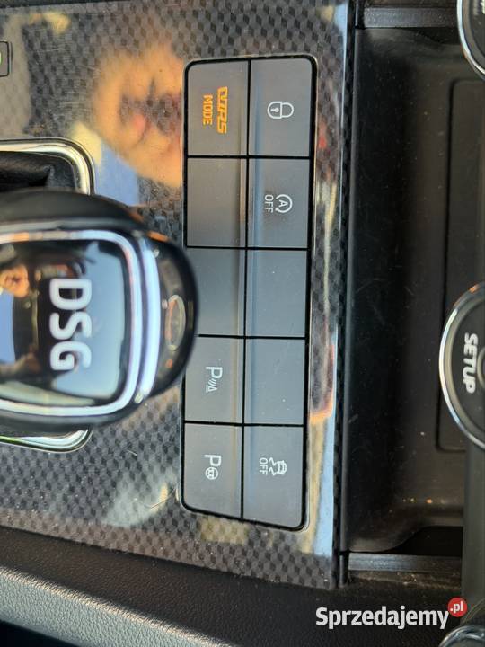 Skoda Octavia VRS 2015r sedan rally Green Pearl Octavia Porajów