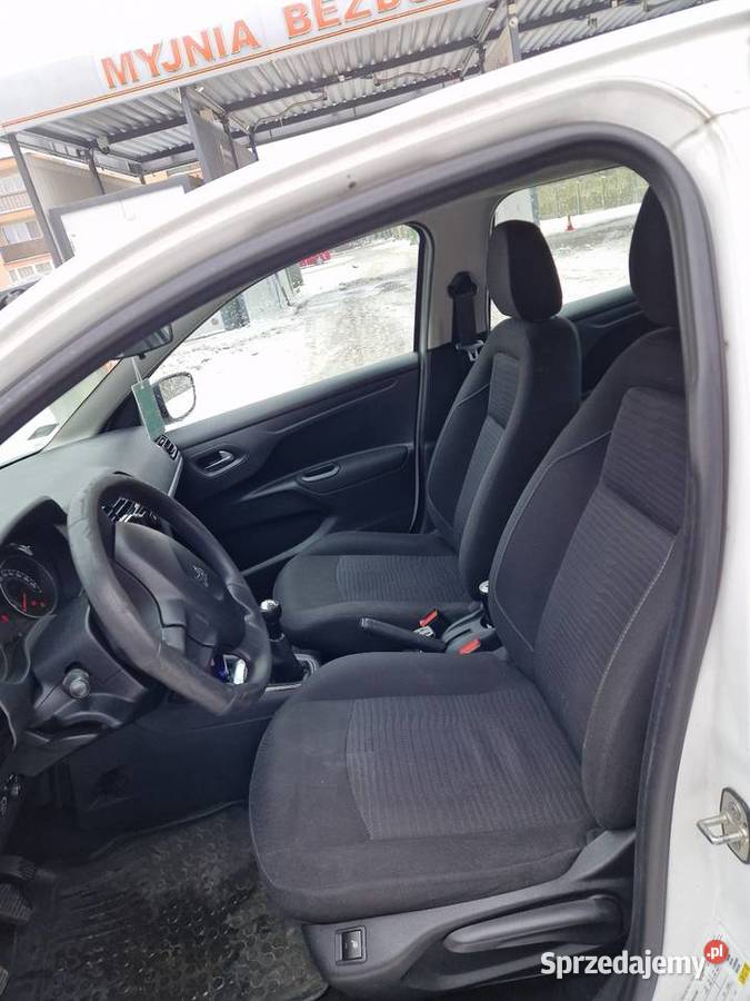 Peugeot 301 2013r 16 Vti Gaz nieuszkodzony Ostrów Mazowiecka sprzedam