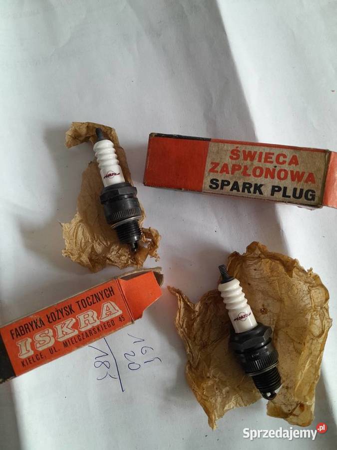 Świece iskra 75 95 do fiata 126p nowe z prl łódzkie Chociszew