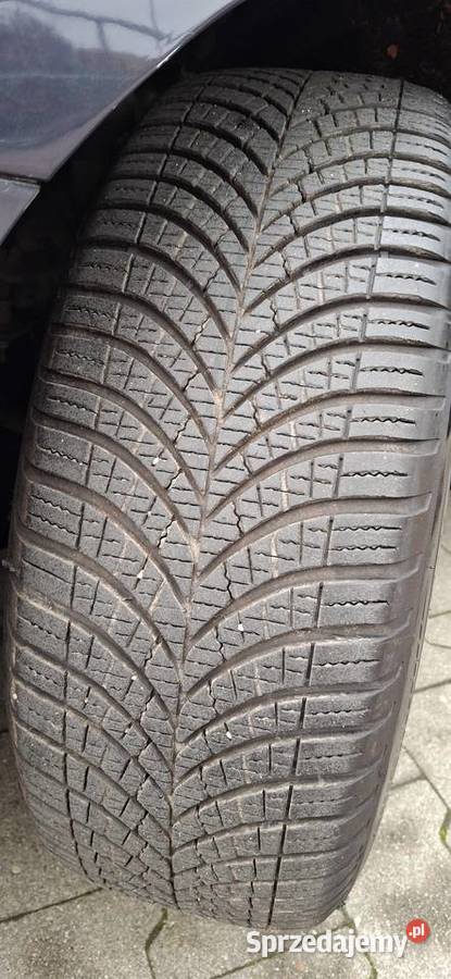 Volvo v40 2014r T2 16 benzyna 98 przebiegu 120KM