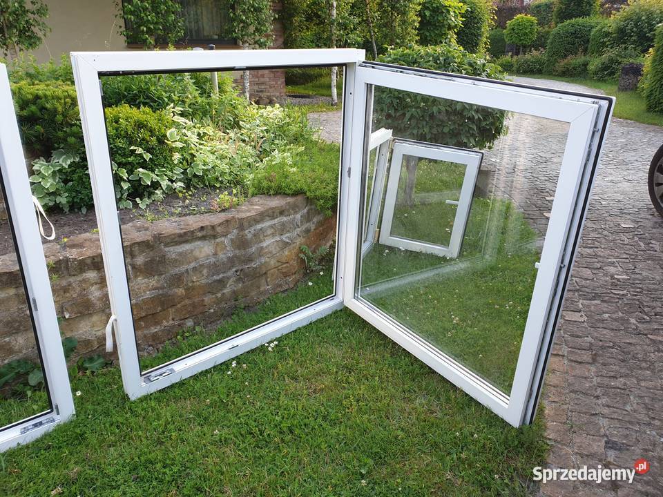 Okna PCV rozwiernouchylne 955 x 855 mm 3 515 x