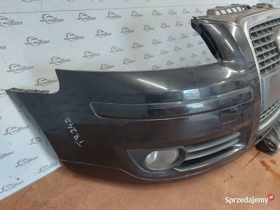 AUDI A3 SPORTBACK 8P zderzak przód osobowe Zderzaki