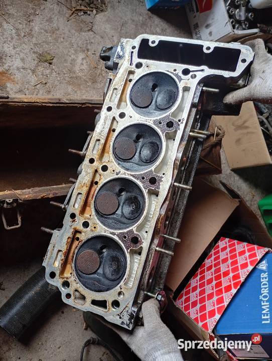 MERCEDES W124 W201 GŁOWICA SILNIKA 102 016 35 01 Głowice cylindrów