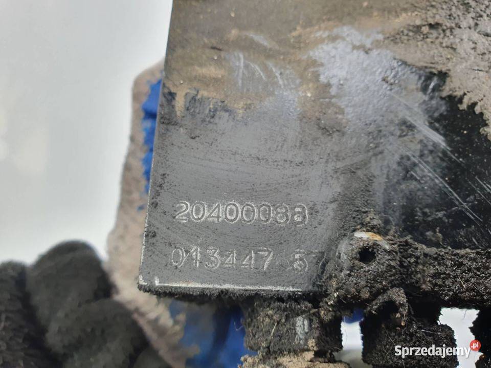 SIŁOWNIK PODNOSZENIA KABINY VOLVO FL 619 Lipno