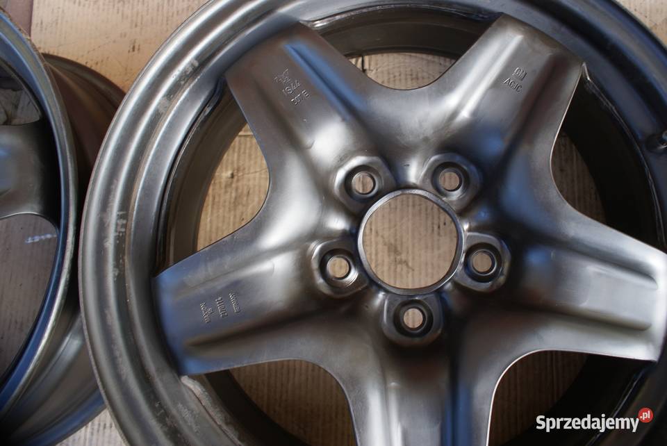 Strukturalne Kołpaki 7Jx17 5x115 ET44 OPEL stalowe Samochodowe Nozdrzec