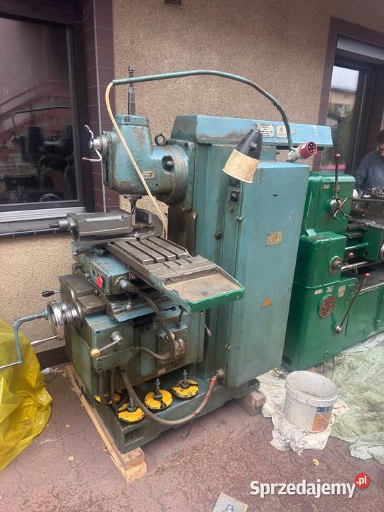Frezarka uniwersalna 6P80 680 do metalu ZSRR Ząbki sprzedam