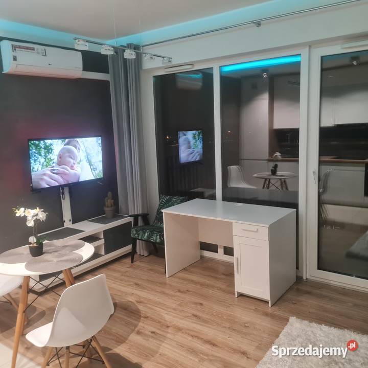 Wynajmę piękny apartament z widokiem na Odrę we Wrocław