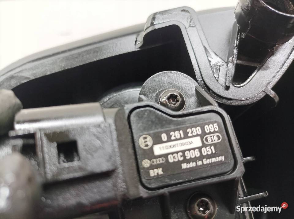 KOLEKTOR SSĄCY 03E129711F 12 12V Volkswagen Polo