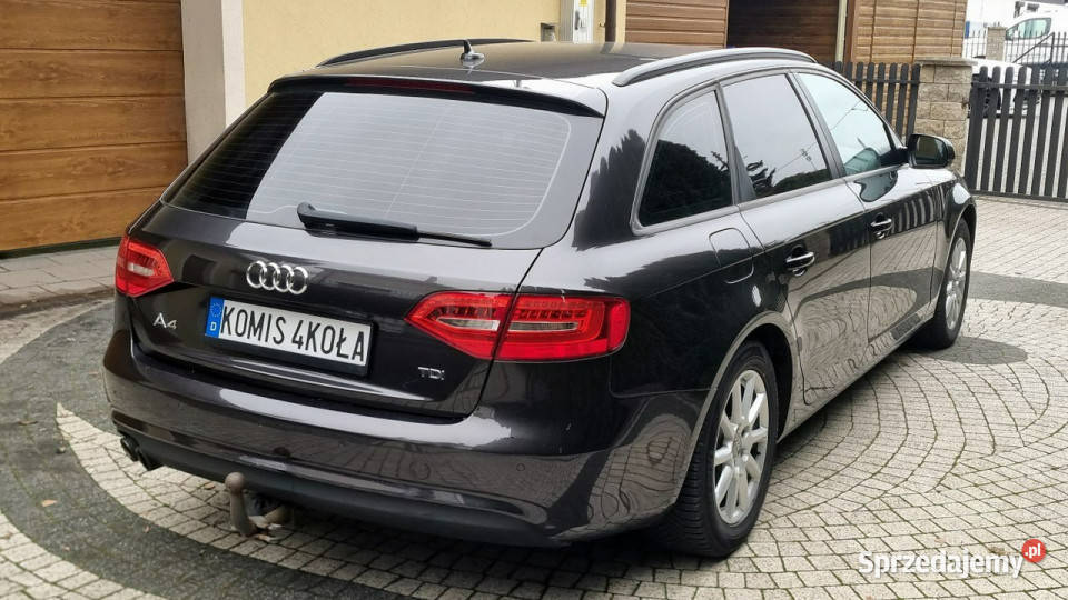 Audi A4 Avant Lift LedXenon Skóry Navi GWARANCJA czujnik zmierzchu