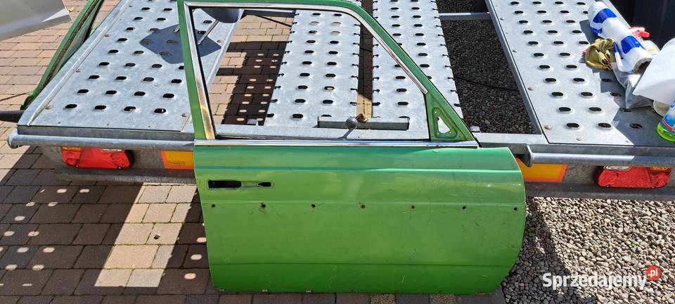 Drzwi prawe przednie Mercedes W123 sedan kombi osobowe Luzino